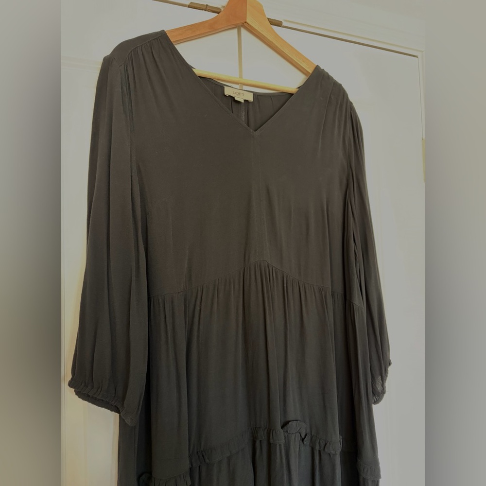Loft Ruffle Dress - Picture 3 of 5